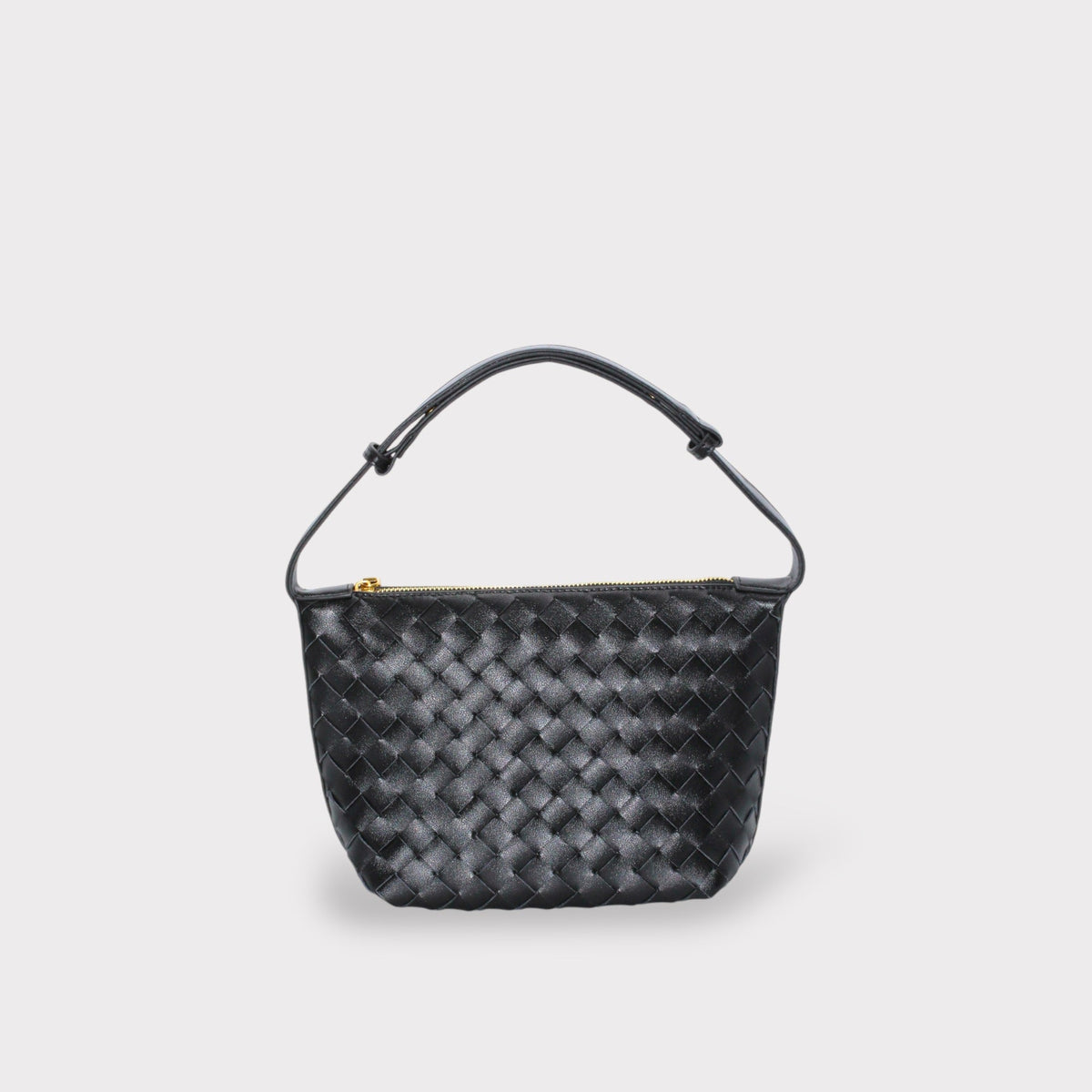 Noir genuine leather woven boxed pouch bag with gold zipper and poignée supérieure