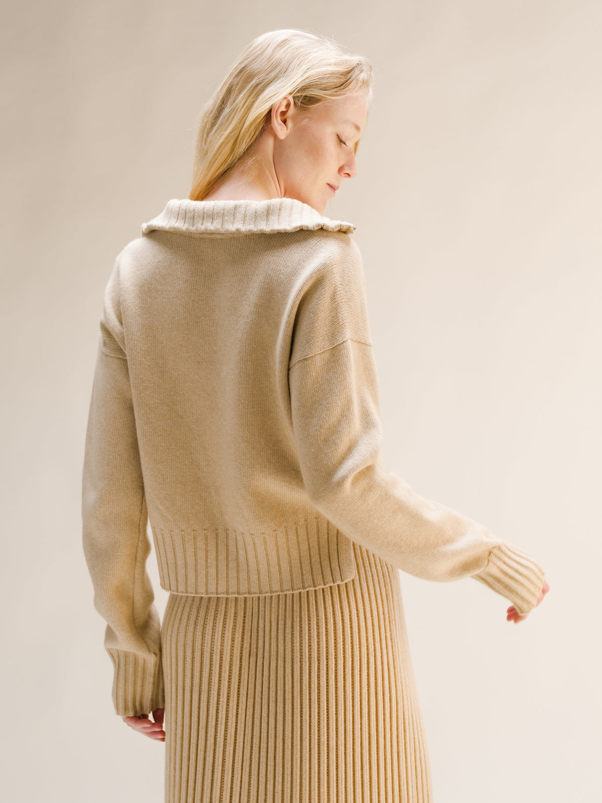 Hochgeschlossener Pullover aus Woll-Kaschmir-Mischung mit Reißverschluss