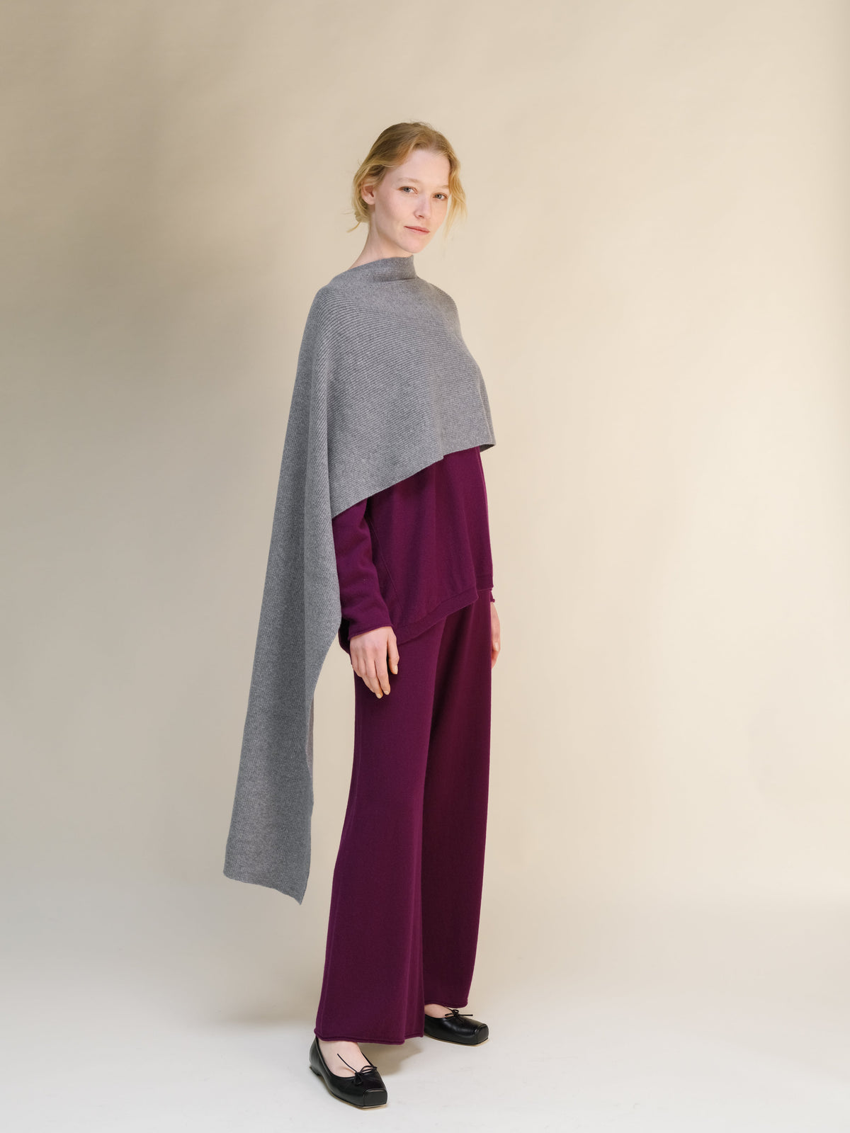 Sciarpa maxi a coste in puro cashmere
