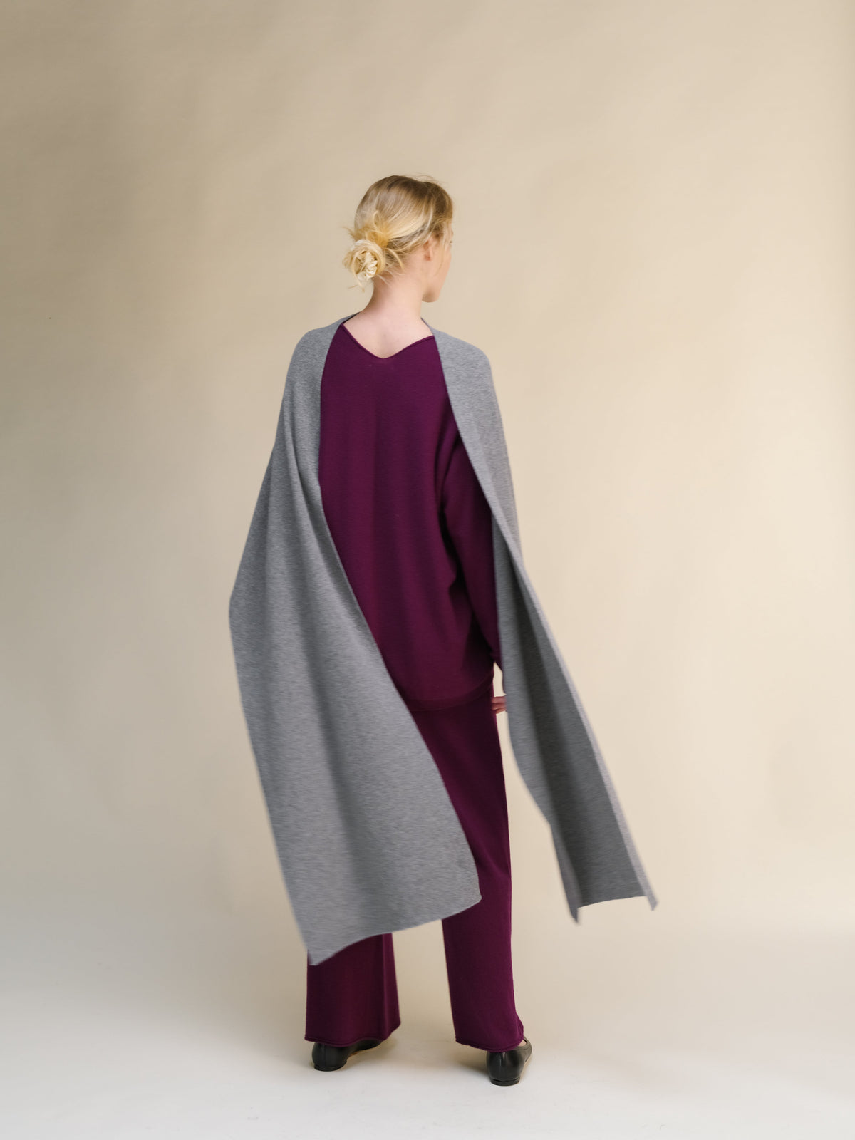 Sciarpa maxi a coste in puro cashmere