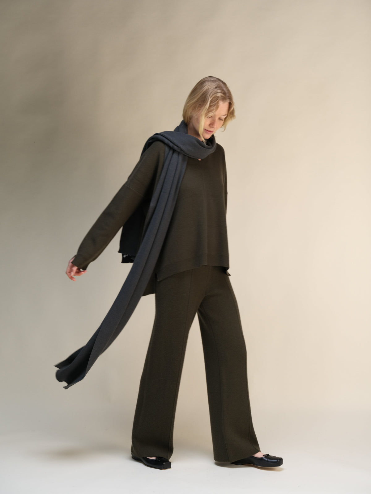 Sciarpa maxi a coste in puro cashmere