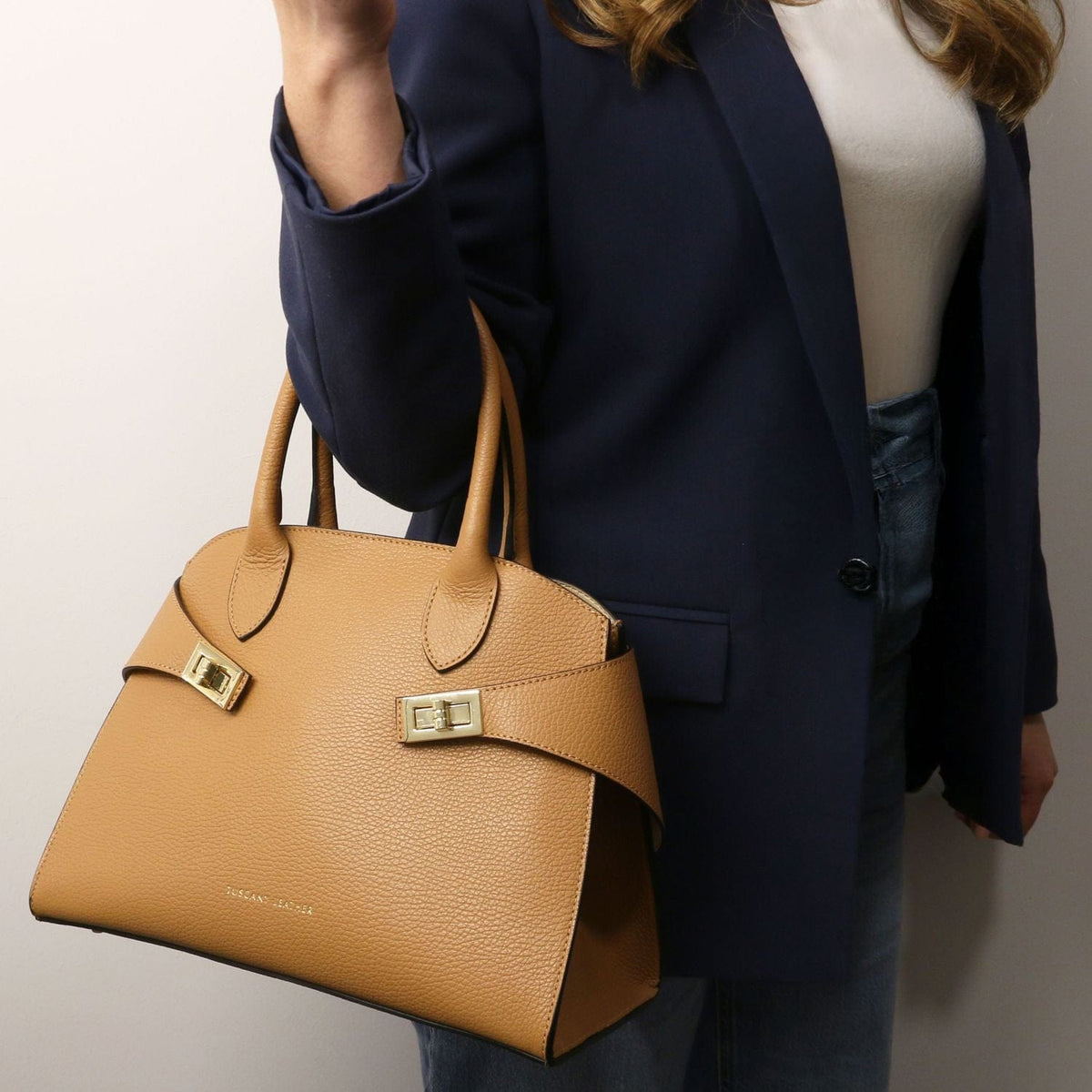 Leather handbags Coccola - Women's leather tote handbag | TL142421 San Rocco Italia