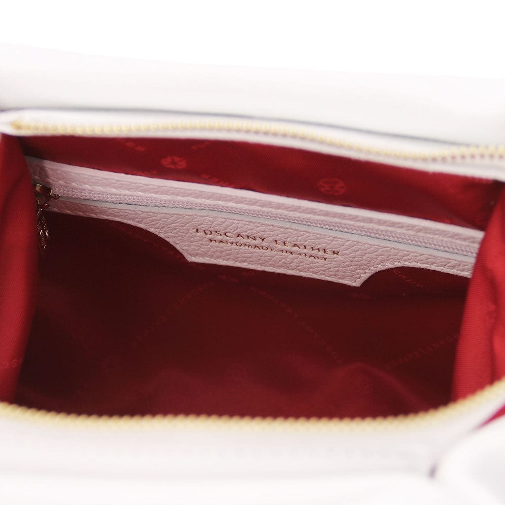 Nora - Handtasche aus weichem Leder | TL142372 - Premium Lederhandtaschen - Jetzt bei San Rocco Italia entdecken