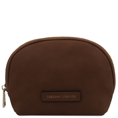 Vera - Vegetable-tanned leather toiletry case | TL142570