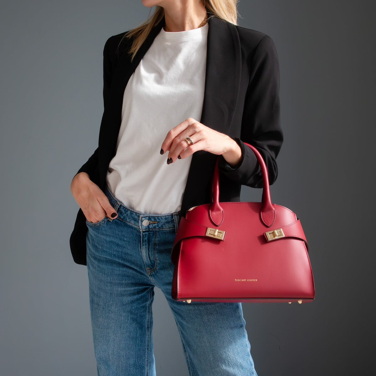 Coccola - leather handbag in smooth leather