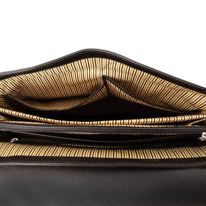 Geopend interior of Alessandria briefcase showing organized compartments and a ritsvak with striped lining