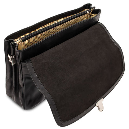Geopend Alessandria briefcase revealing dark suede interior and metal latch on the flap