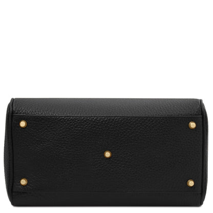 Barrique - Small leather duffle handbag | TL142586