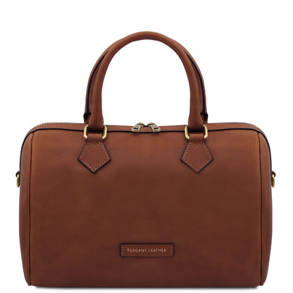 Barrique - Vegetable-tanned leather duffle handbag | TL142573