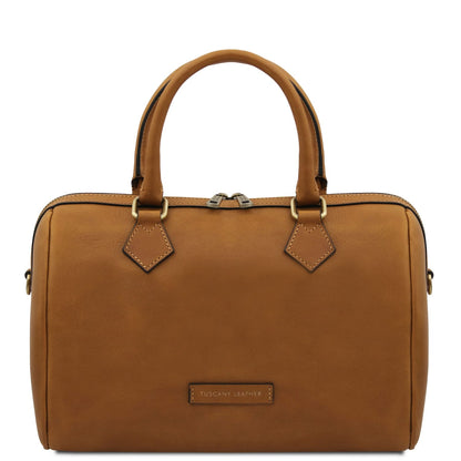 Barrique - Vegetable-tanned leather duffle handbag | TL142573