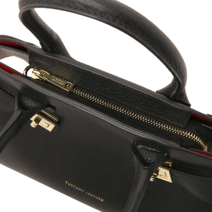 Leather handbags Coccola - Women's leather tote handbag | TL142421 San Rocco Italia