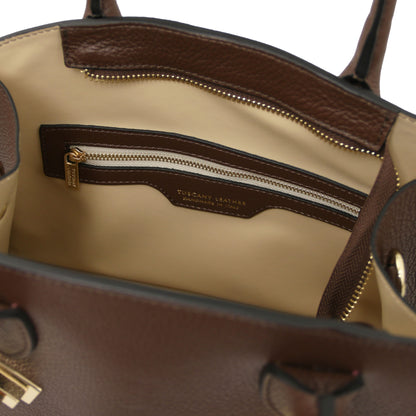 Leather handbags Coccola - Women's leather tote handbag | TL142421 San Rocco Italia