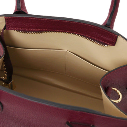 Leather handbags Coccola - Women's leather tote handbag | TL142421 San Rocco Italia