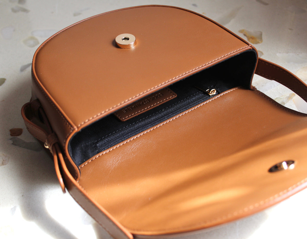 Handbag & Wallet Accessoires Coco - Apple Leather Saddle Bag - Braun San Rocco Italia