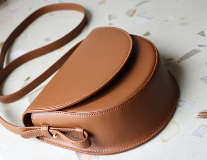 Handbag & Wallet Accessoires Coco - Apple Leather Saddle Bag - Braun San Rocco Italia