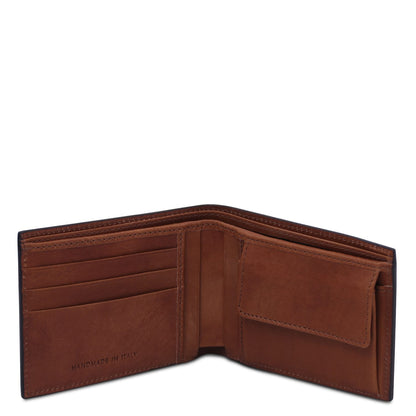 Invista laterale of men's marrone matte leather twofold wallet con card slots e coin pocket