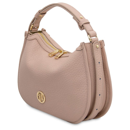 Hoblò Soft Leather hobo bag in blush pink piel granulada with tirador dorados and asa superior