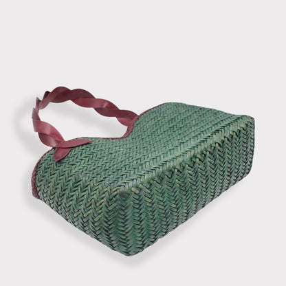 Léafa - Hewoven Leather Shoulder Bag | Bordeaux & Verde featuring woven verde leather body con bordeaux twisted leather heles e smooth trim.