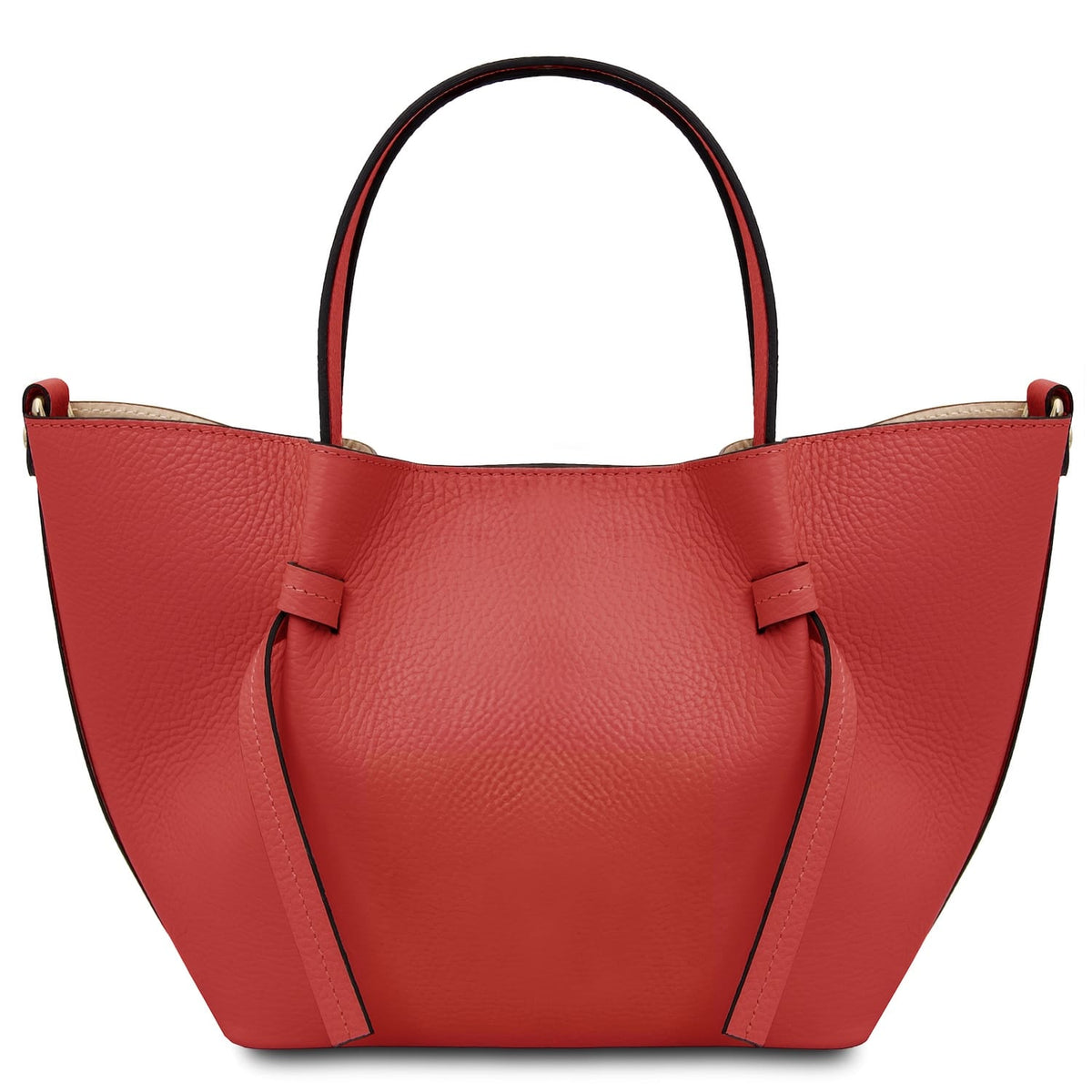 Vista frontal of red leather handbag with curved sides and dos asas superiores.