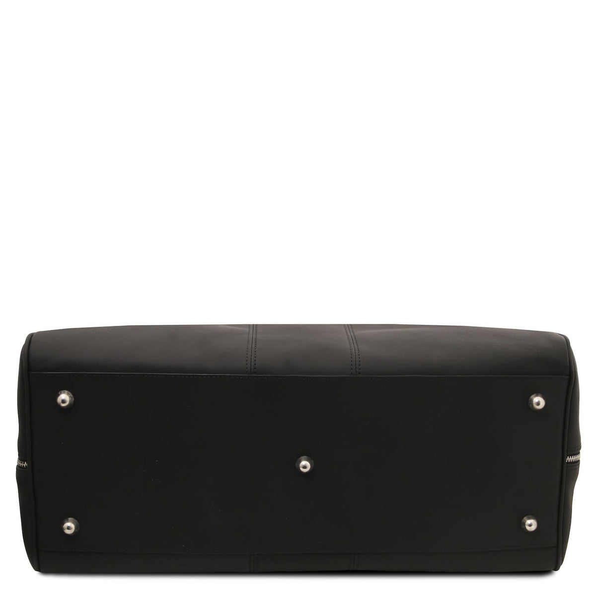 Vue du dessous of black Lisbona travel leather duffle bag with metal feet
