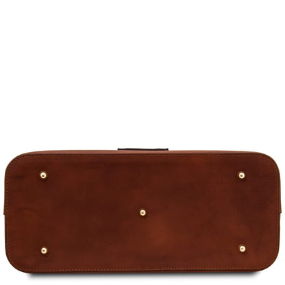 Olimpia - Matte leather tote | TL142561