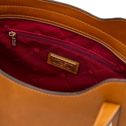 Olimpia - Matte leather tote | TL142561