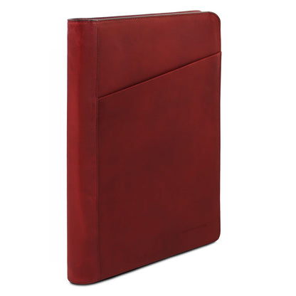 Rojo leather document case shown from a ángulo lateral highlighting slim profile and curved top