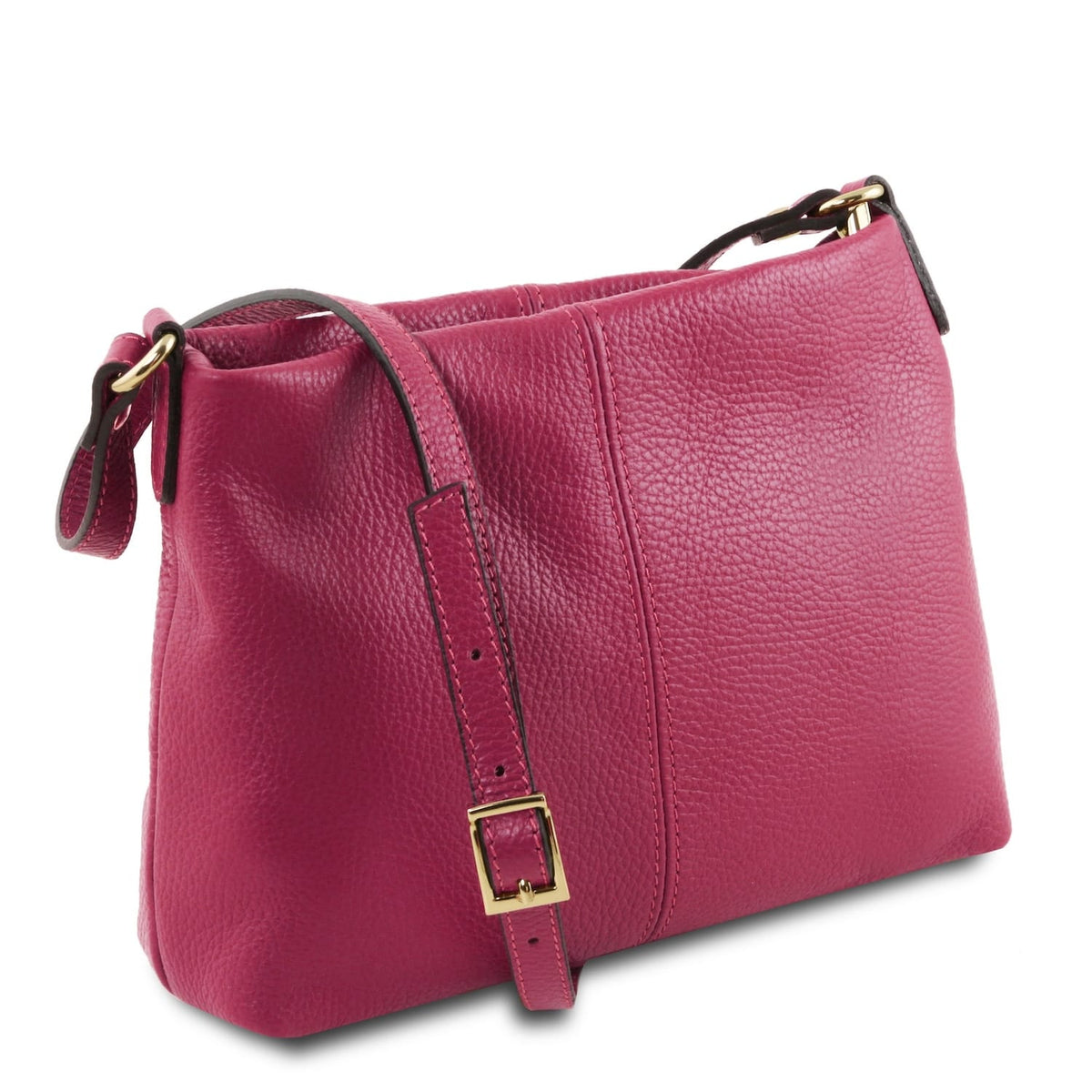 Soft genarbtes Leder shoulder bag in leuchtend rosa with verstellbarer Riemen and gold-tone buckle hardware details.