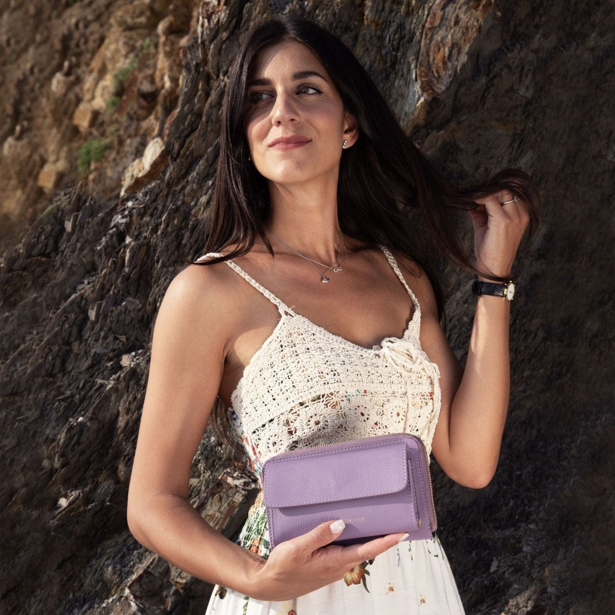 Bolsos de hombro de piel Urania - Leather phone wallet with strap | TL142433 San Rocco Italia