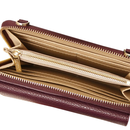 Urania - Leather phone wallet with strap | TL142433 in burgundy piel granulada with gold zipper and multiple card slots sobre fondo blanco