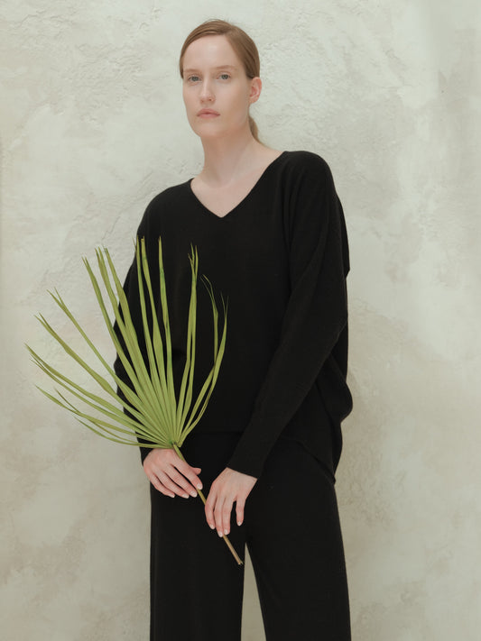Knitwear Black / S Wool & Cashmere Mix Maxi V-Neck Sweater San Rocco Italia